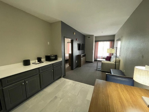 La Quinta Inn & Suites by Wyndham Augusta/Fort Eisenhower image 11