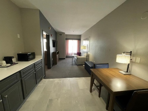 La Quinta Inn & Suites by Wyndham Augusta/Fort Eisenhower image 17