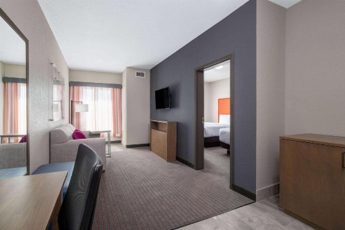 La Quinta Inn & Suites by Wyndham Augusta/Fort Eisenhower image 30