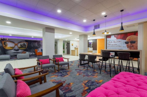 La Quinta Inn & Suites by Wyndham Augusta/Fort Eisenhower image 5